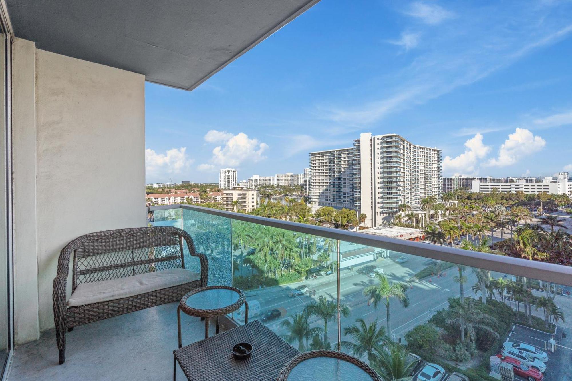 Great Apartment With Beach Access Hollywood Eksteriør bilde