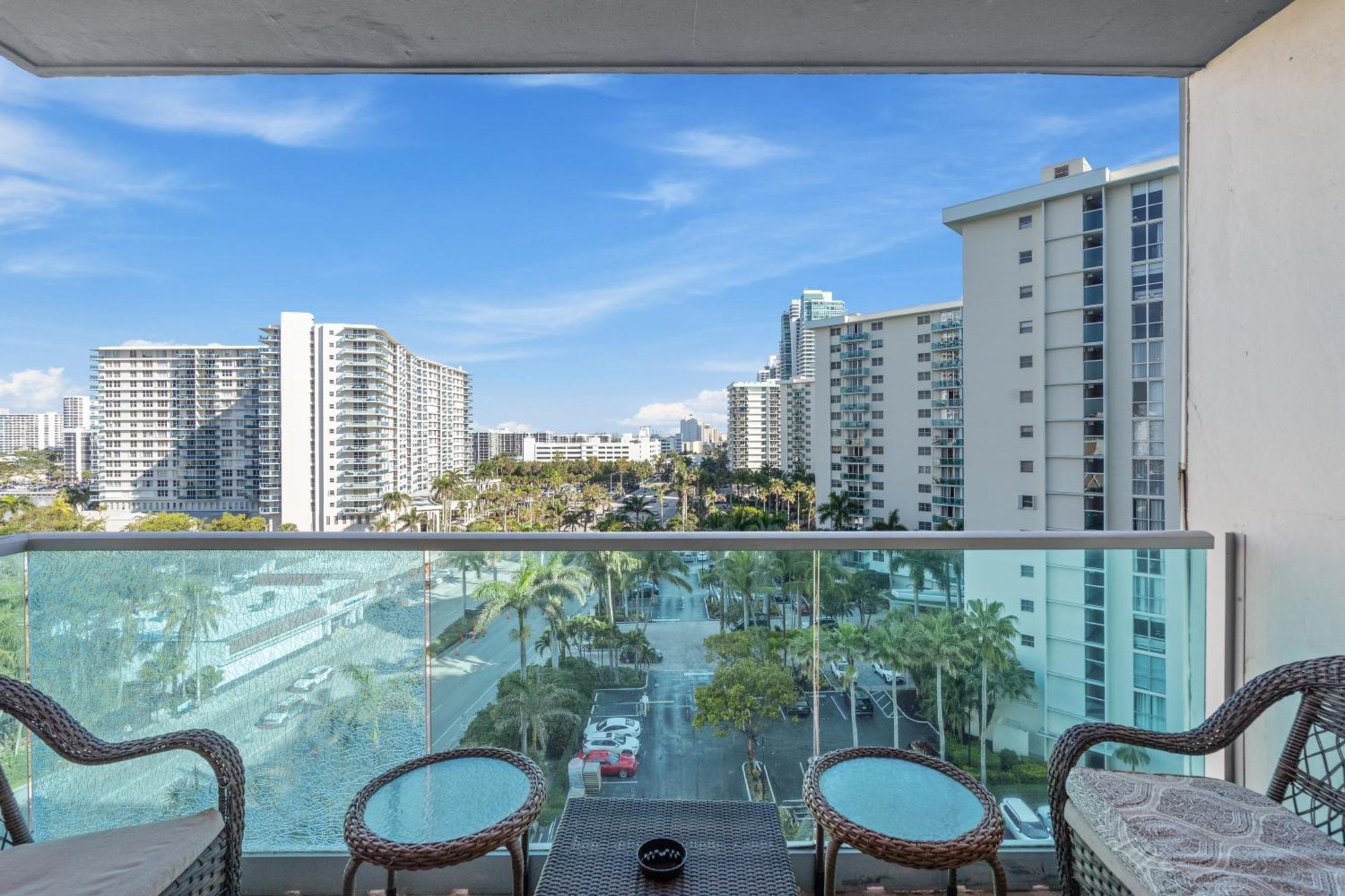 Great Apartment With Beach Access Hollywood Eksteriør bilde