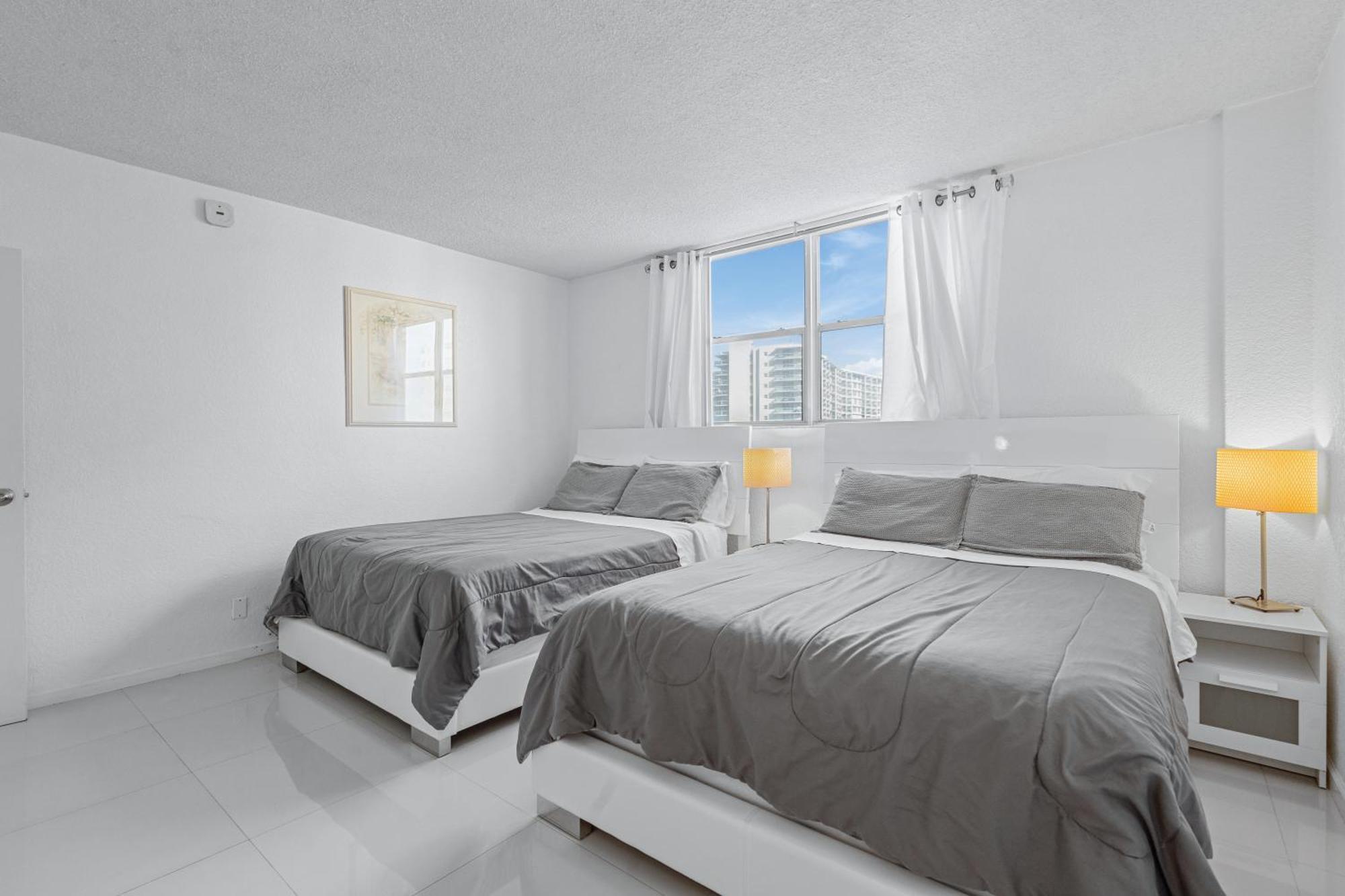Great Apartment With Beach Access Hollywood Eksteriør bilde